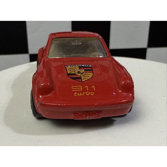 Matchbox 1978 Porsche 911 Turbo Red - Doors Open - Picture 4 of 9